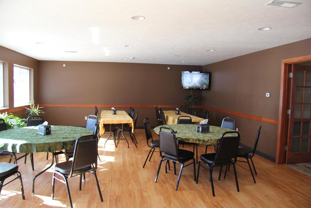 Green Acres Hotel Pittsfield 外观 照片